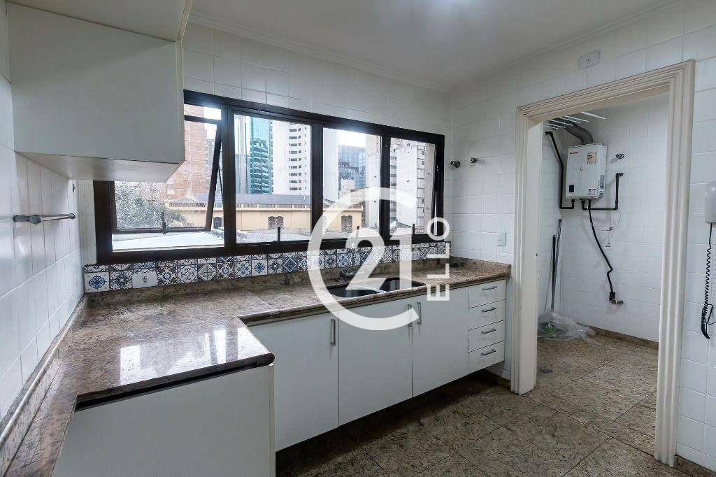 Apartamento para alugar com 3 quartos, 184m² - Foto 34