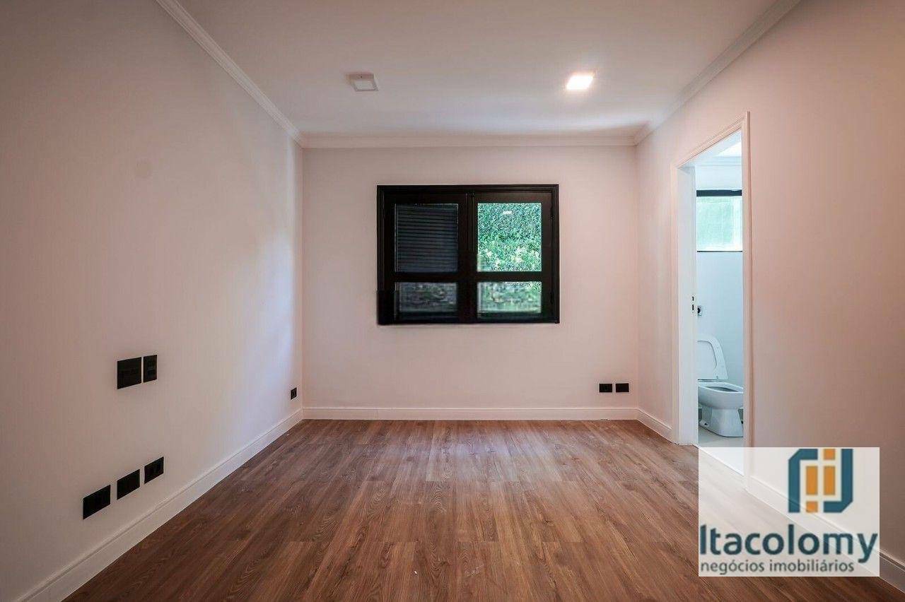 Casa de Condomínio à venda com 5 quartos, 354m² - Foto 18