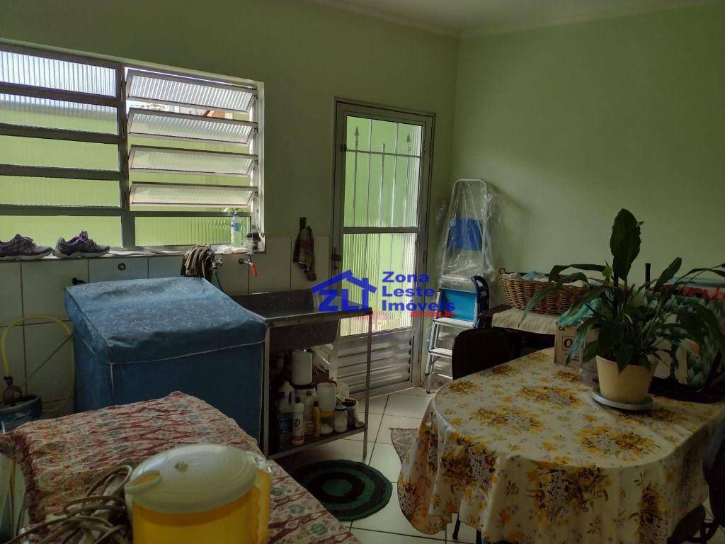 Sobrado à venda com 4 quartos, 300m² - Foto 45