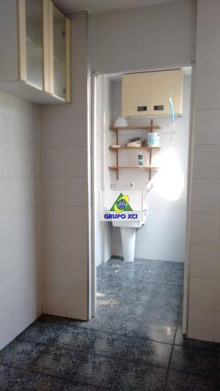 Apartamento à venda com 2 quartos, 48m² - Foto 14