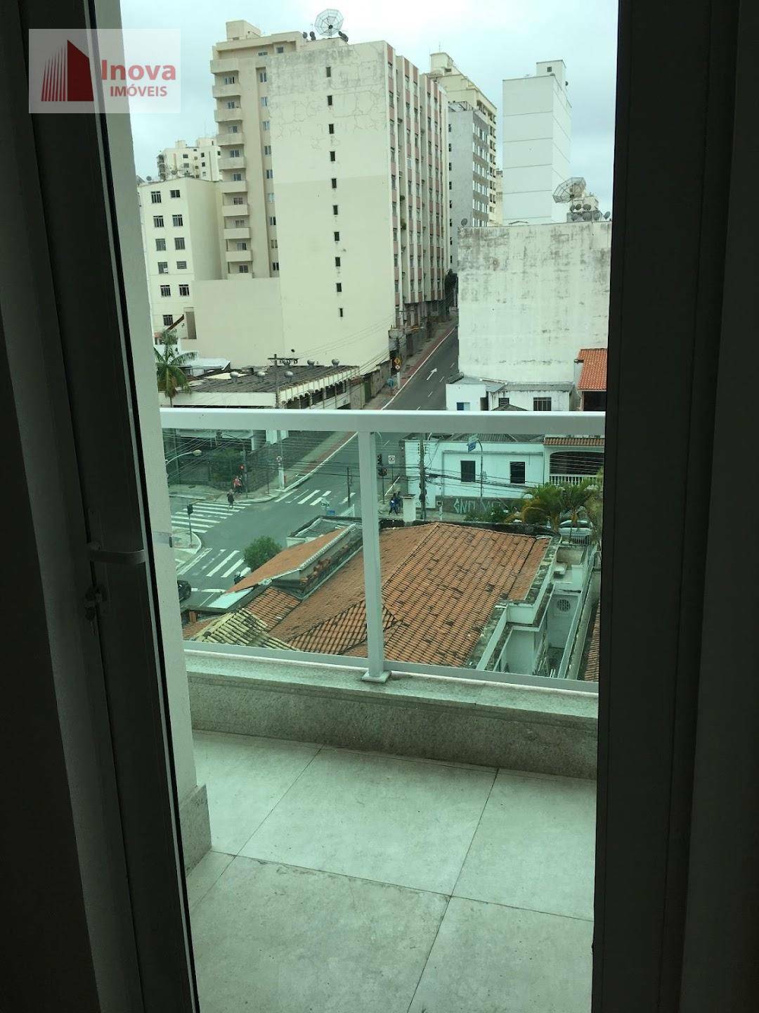 Apartamento à venda com 4 quartos, 200m² - Foto 17