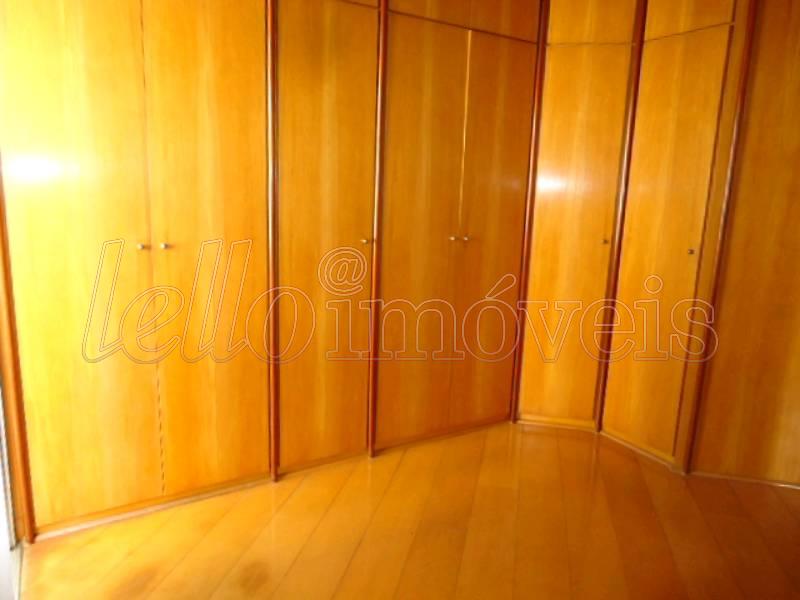 Apartamento para alugar com 2 quartos, 80m² - Foto 12