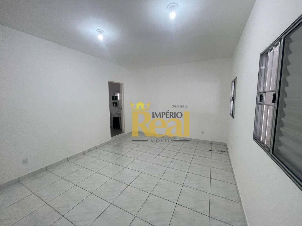 Casa para alugar com 1 quarto, 62m² - Foto 10