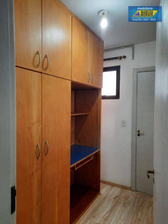 Apartamento para alugar com 3 quartos, 110m² - Foto 19