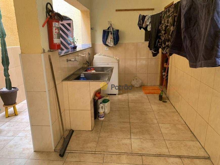 Sobrado para alugar com 4 quartos, 230m² - Foto 3