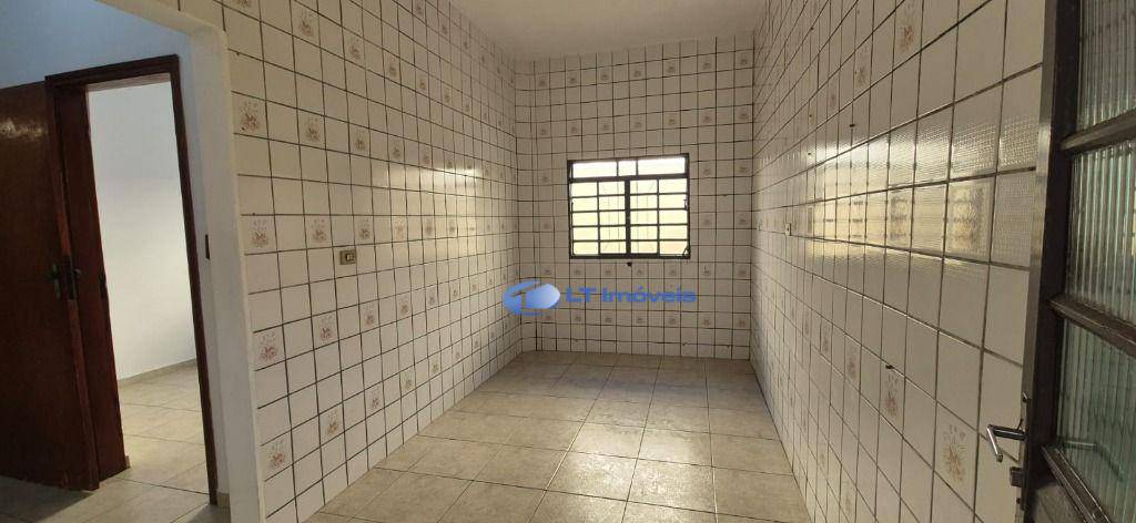 Casa à venda com 3 quartos, 120m² - Foto 25