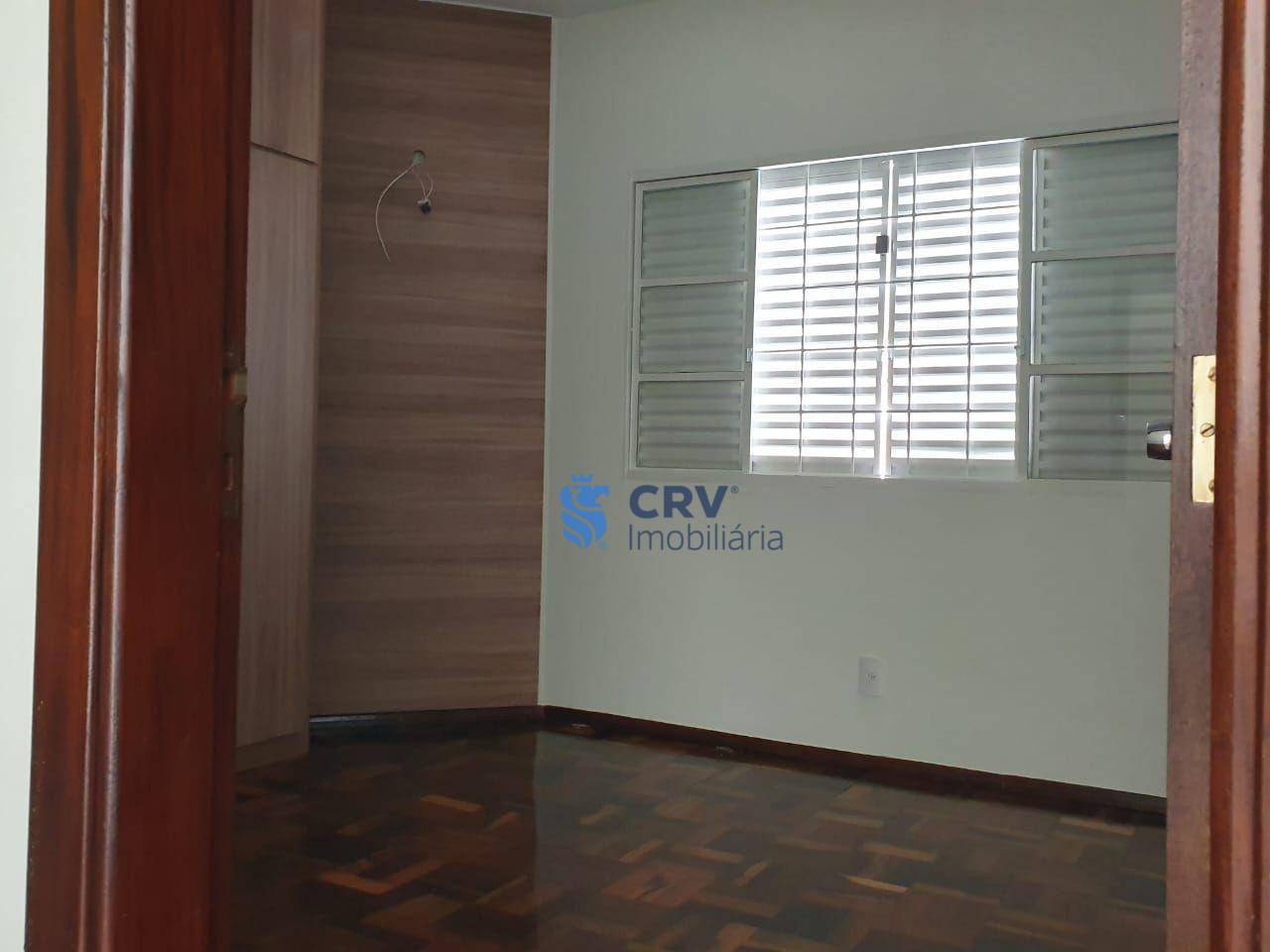 Casa à venda com 3 quartos, 215m² - Foto 7