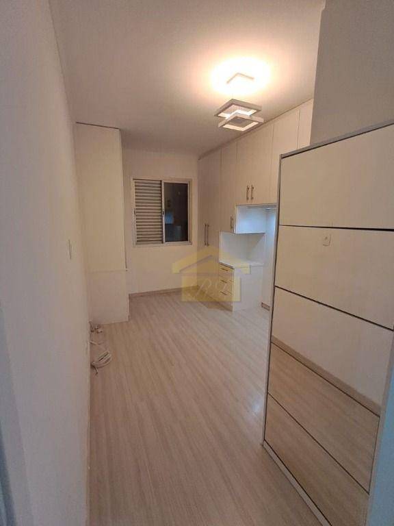 Apartamento à venda com 3 quartos, 124m² - Foto 12