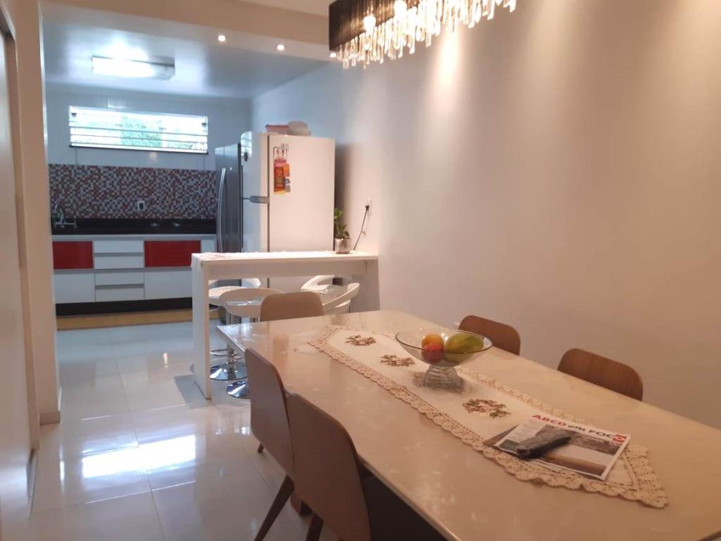 Sobrado à venda com 3 quartos, 187m² - Foto 1