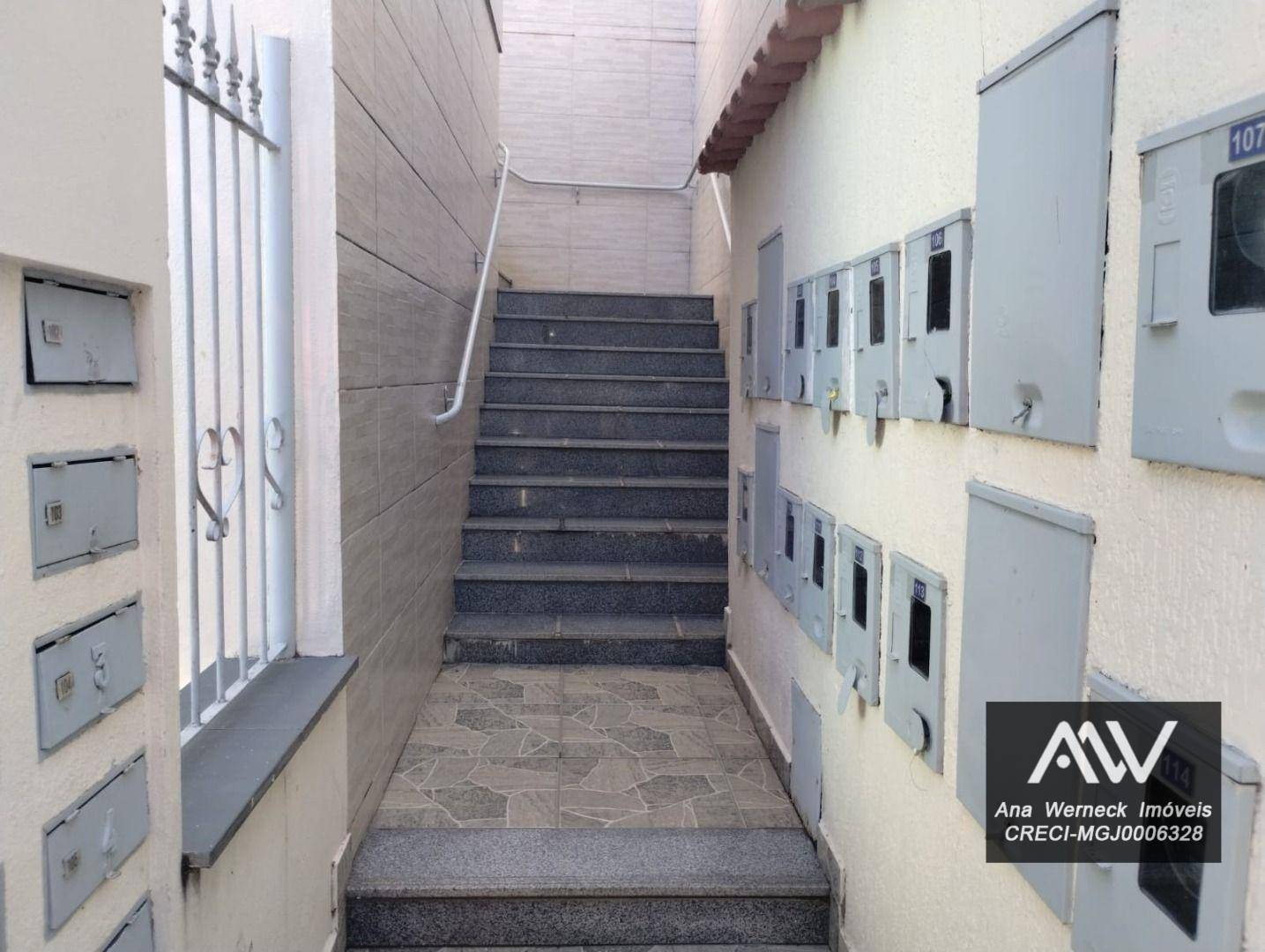 Casa à venda com 2 quartos, 90m² - Foto 6