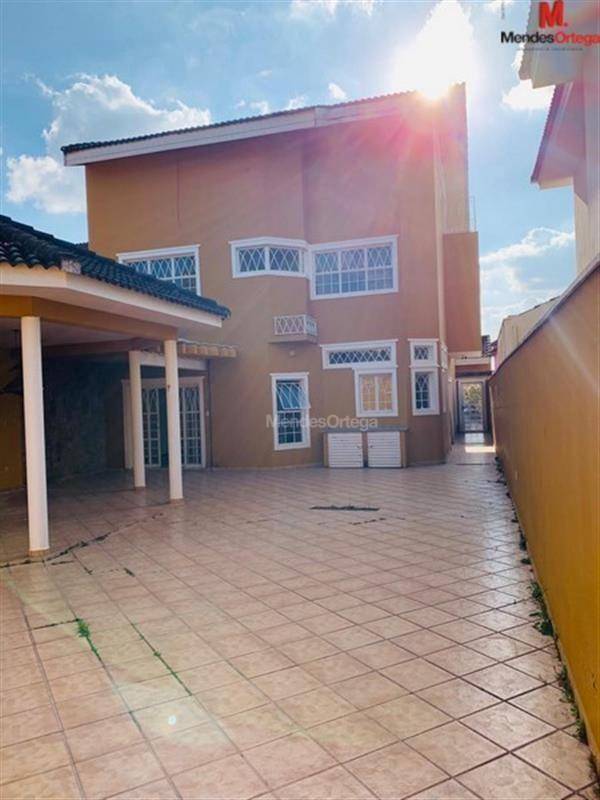 Casa de Condomínio à venda e aluguel com 4 quartos, 323m² - Foto 19