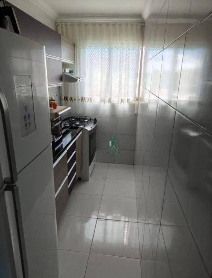 Apartamento à venda com 3 quartos, 70m² - Foto 7