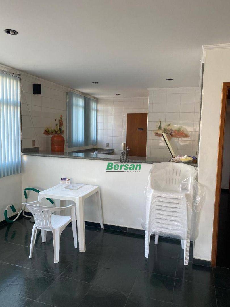 Apartamento à venda com 3 quartos, 126m² - Foto 18