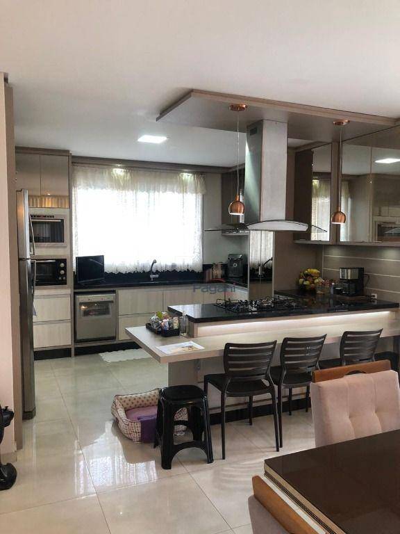 Casa à venda com 3 quartos, 257m² - Foto 6