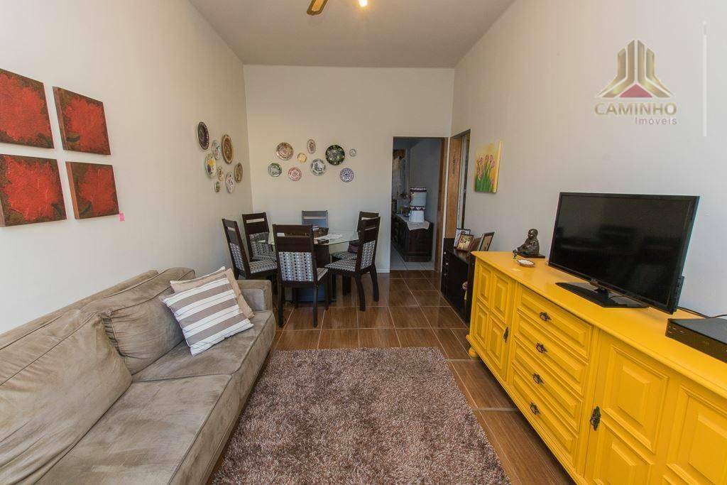 Apartamento à venda com 2 quartos, 64m² - Foto 2