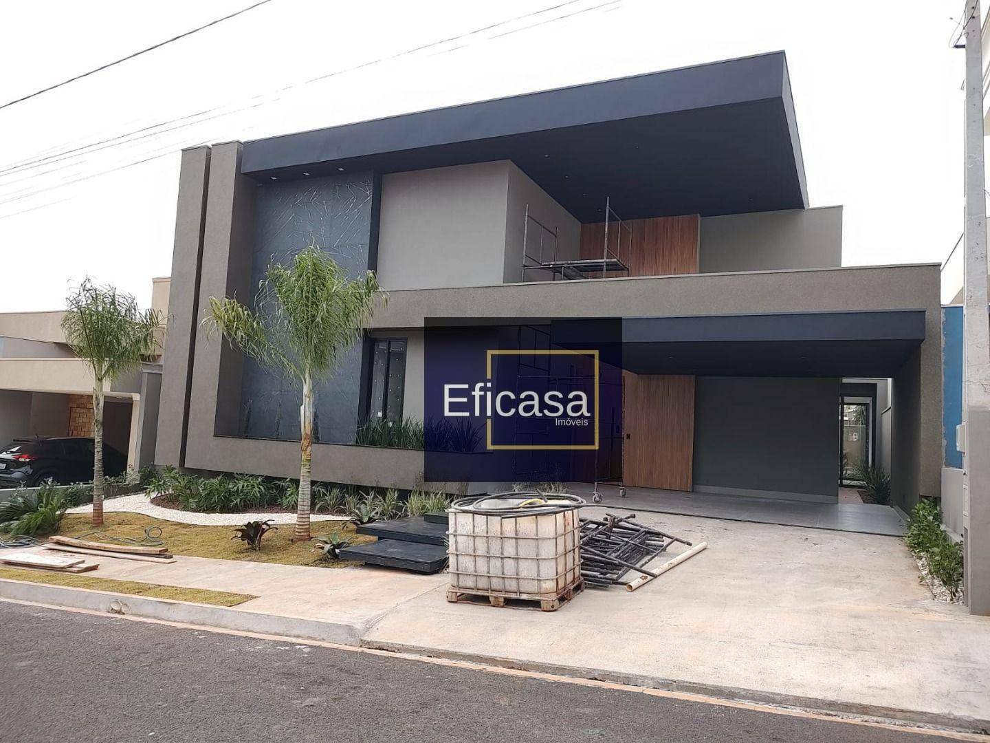 Sobrado à venda com 3 quartos, 270m² - Foto 1