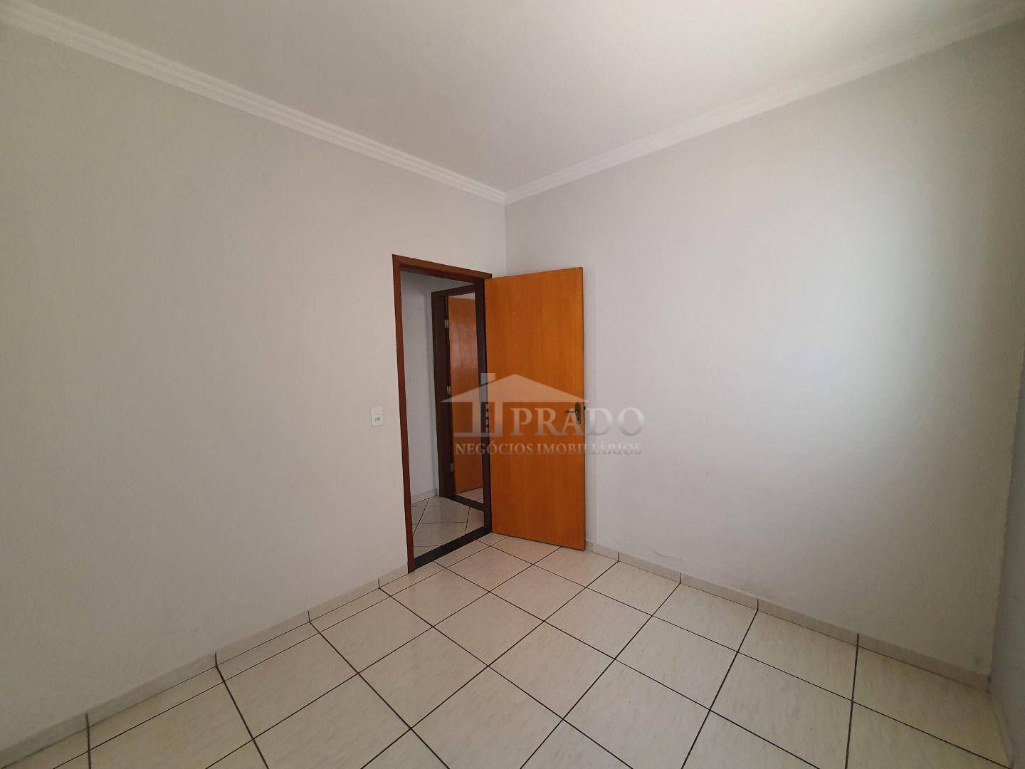 Casa para alugar com 3 quartos, 112m² - Foto 13