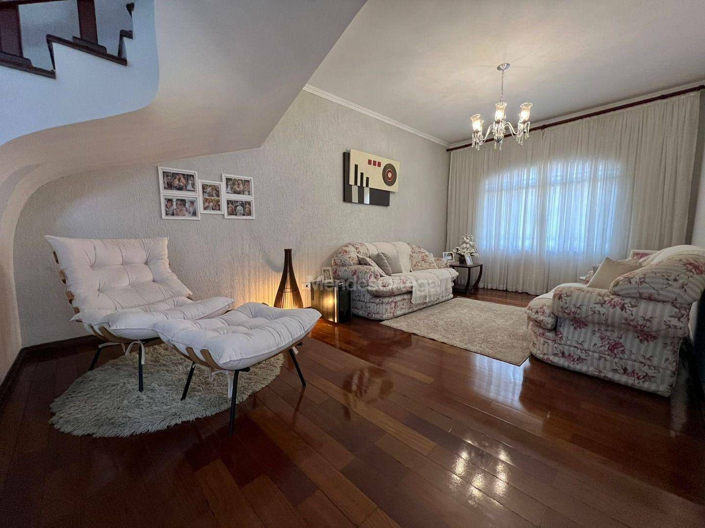 Casa à venda com 3 quartos, 267m² - Foto 3