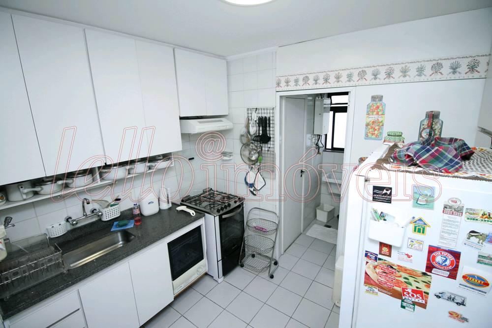 Apartamento para alugar com 3 quartos, 190m² - Foto 23