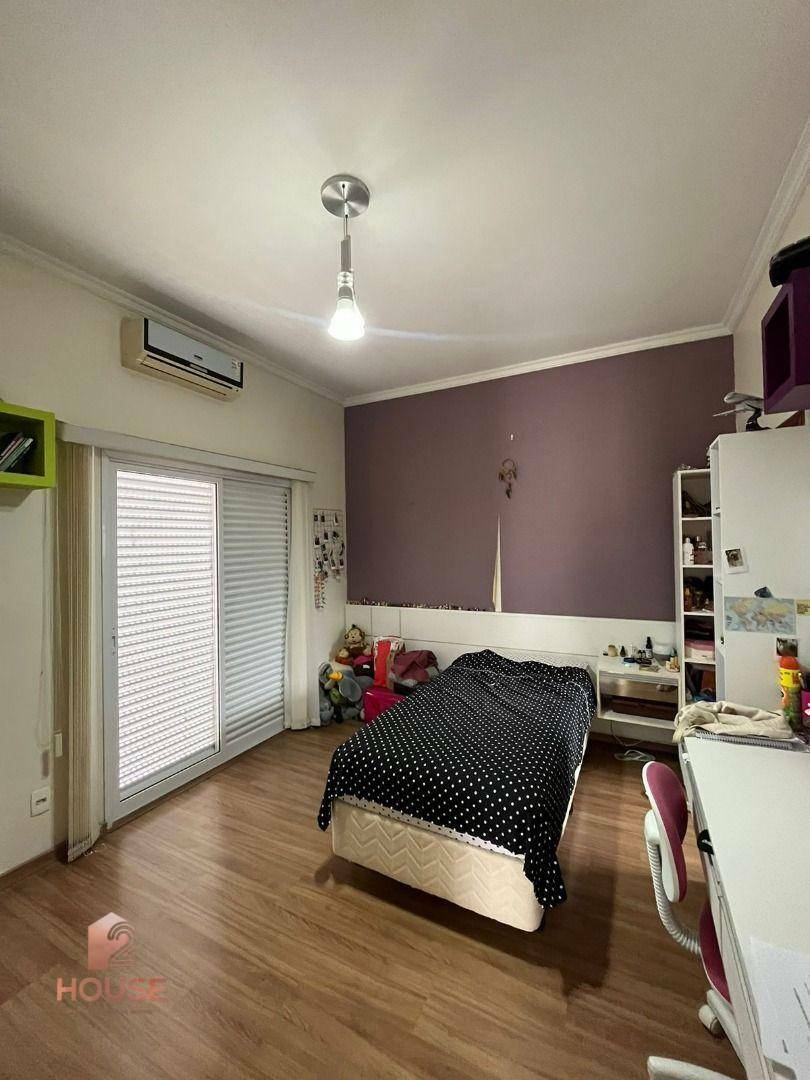 Casa de Condomínio à venda com 3 quartos, 230m² - Foto 14