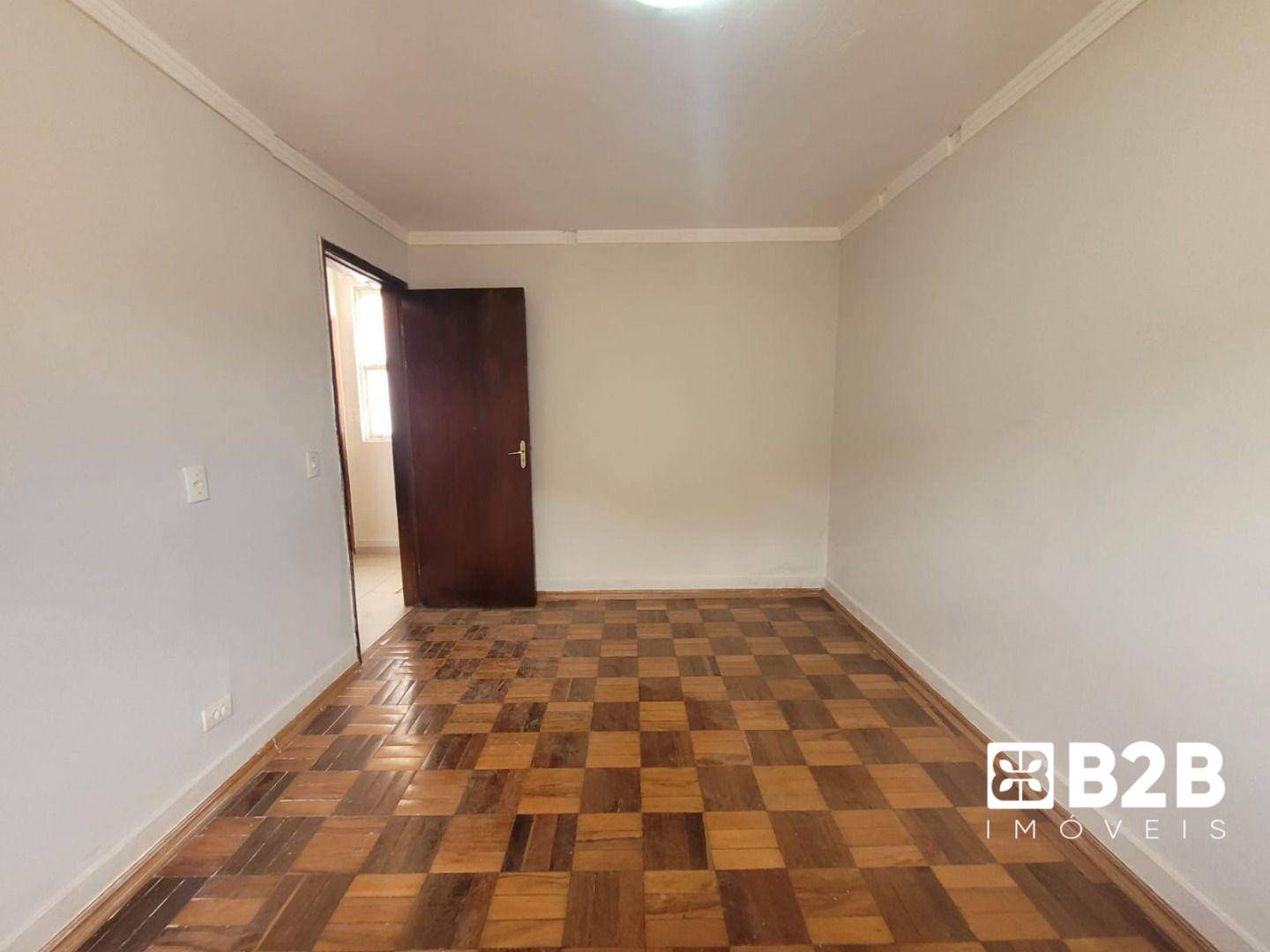 Casa à venda com 3 quartos, 96m² - Foto 7