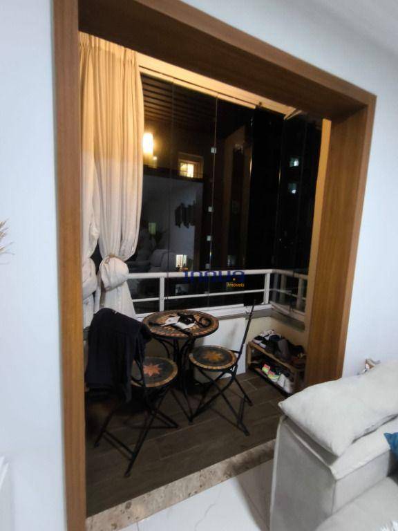 Apartamento à venda com 3 quartos, 62m² - Foto 8
