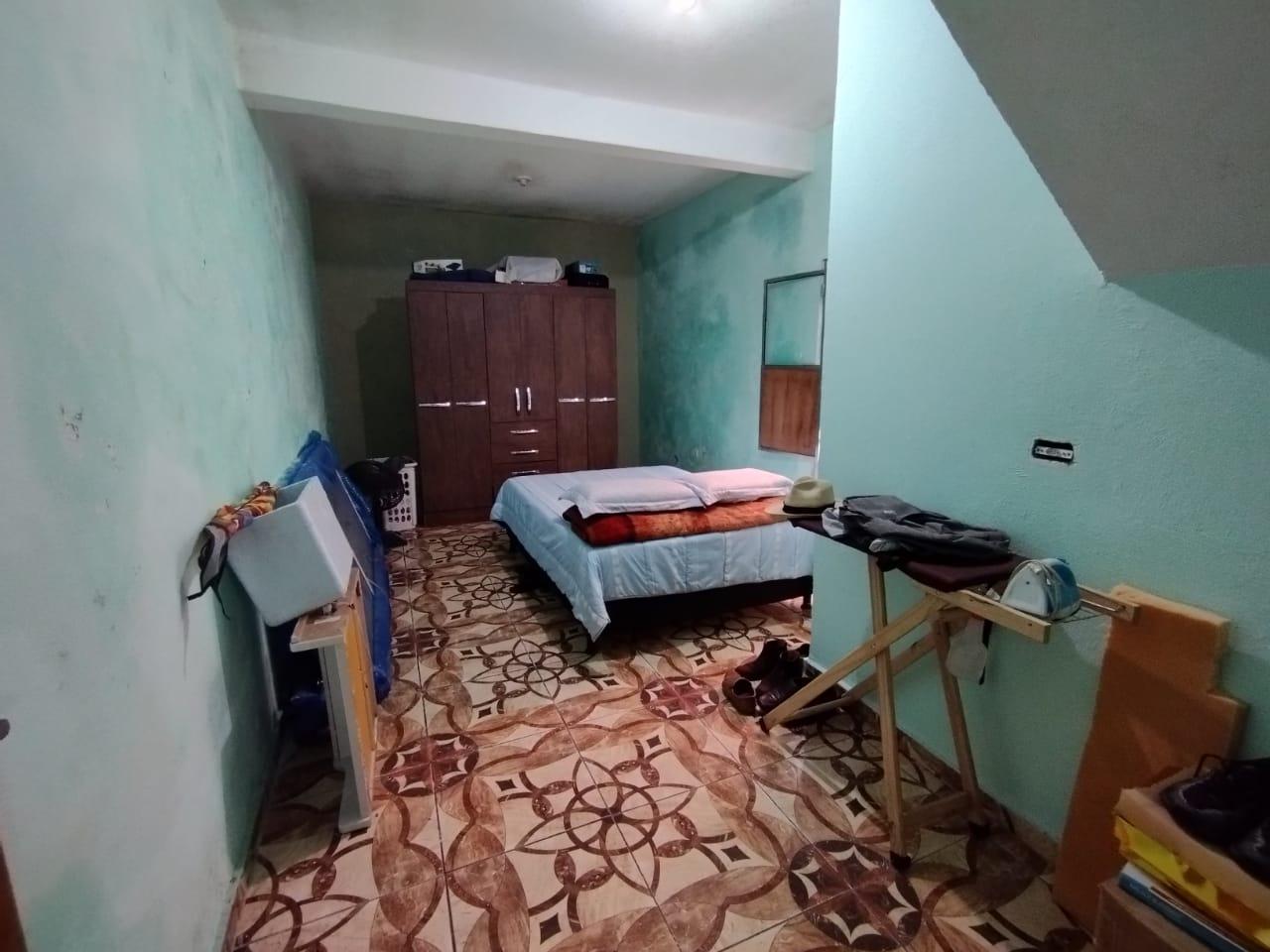 Casa à venda com 2 quartos, 80m² - Foto 3