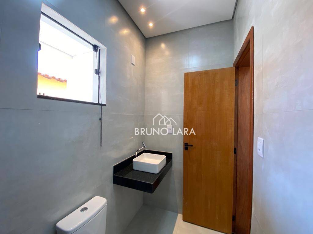 Casa à venda com 3 quartos, 100m² - Foto 19