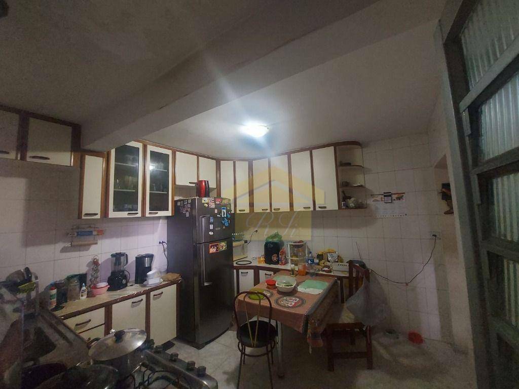 Sobrado à venda com 4 quartos, 309M2 - Foto 3