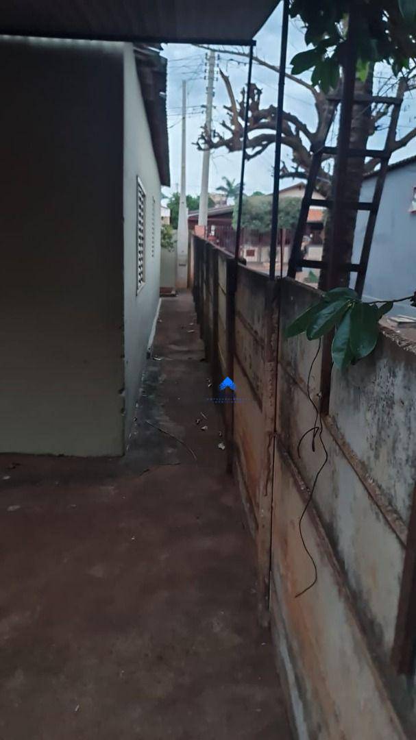 Casa para alugar com 3 quartos, 200M2 - Foto 7