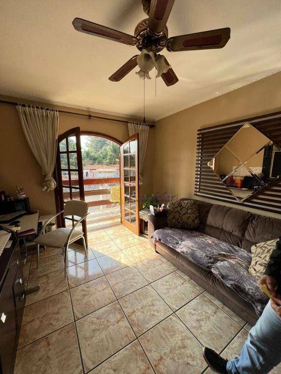 Sobrado à venda com 2 quartos, 180m² - Foto 14