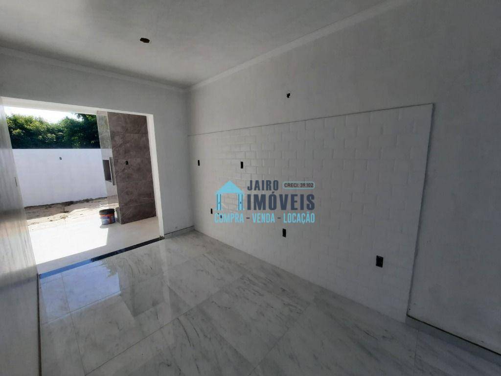 Casa à venda com 2 quartos, 68m² - Foto 10