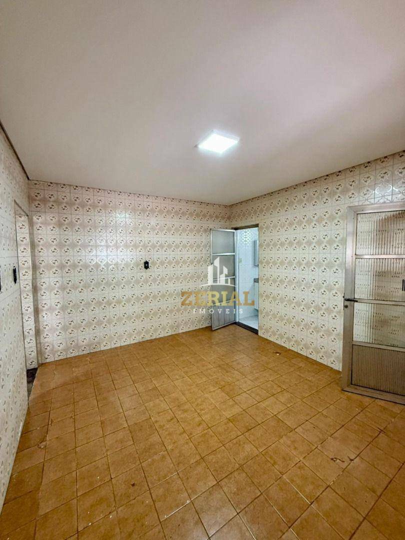 Casa à venda com 2 quartos, 189m² - Foto 1