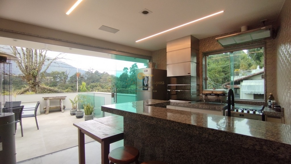 Casa de Condomínio à venda com 3 quartos, 197m² - Foto 19