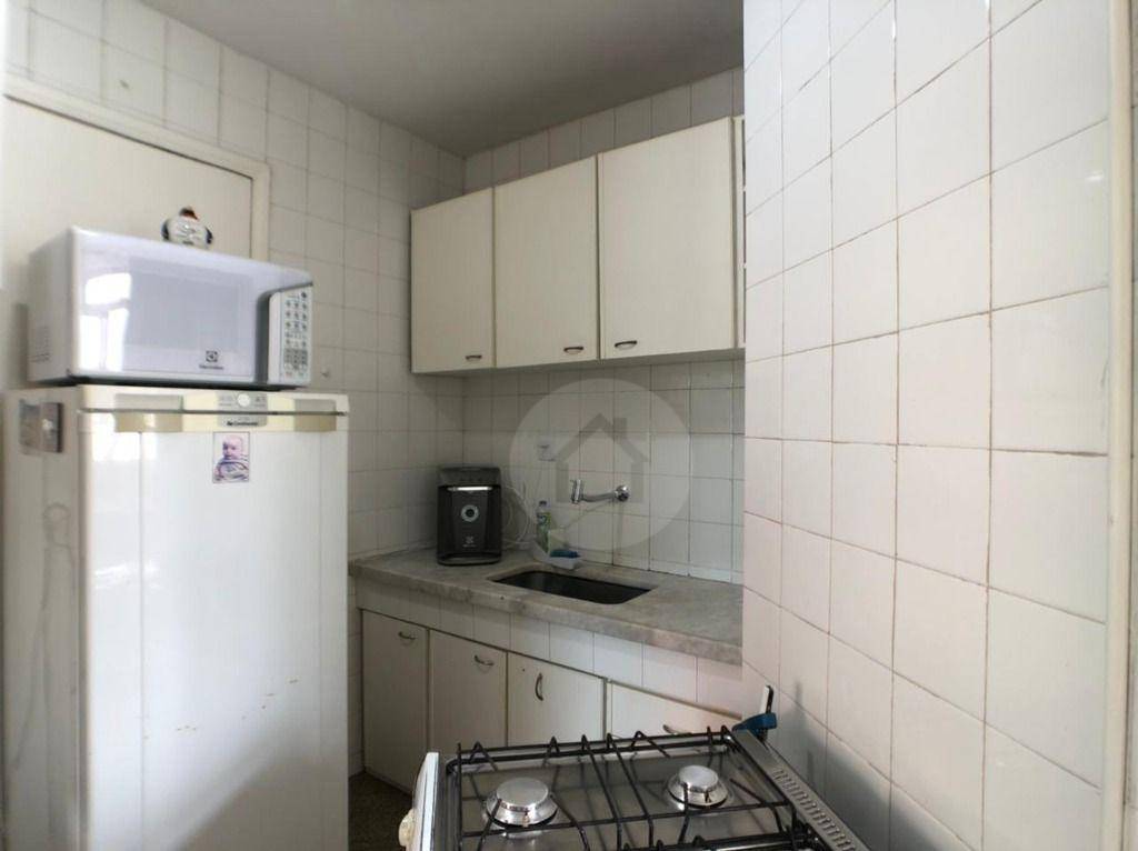 Apartamento à venda com 2 quartos, 60m² - Foto 3