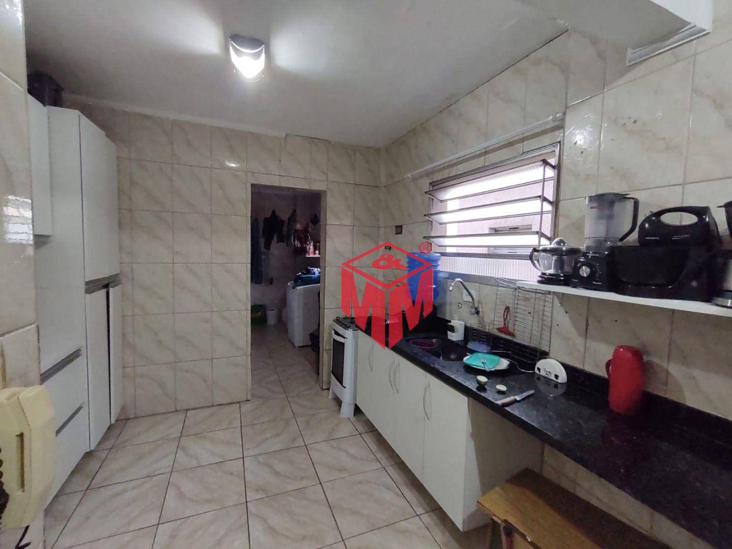 Apartamento à venda com 2 quartos, 77m² - Foto 4