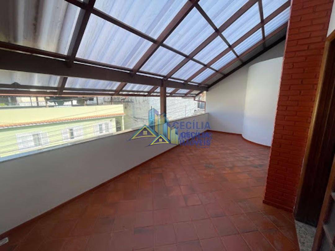 Casa à venda e aluguel com 4 quartos, 1M2 - Foto 24