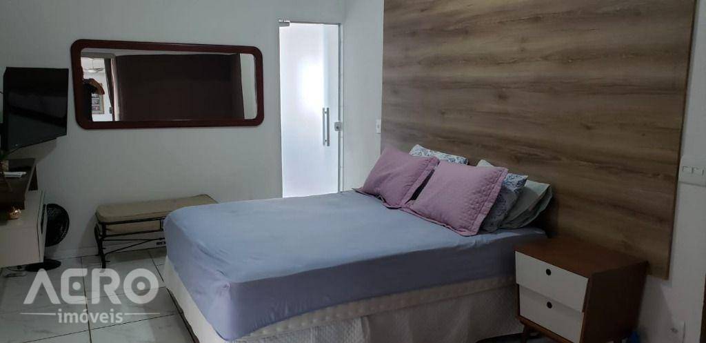 Casa à venda e aluguel com 3 quartos, 440m² - Foto 28