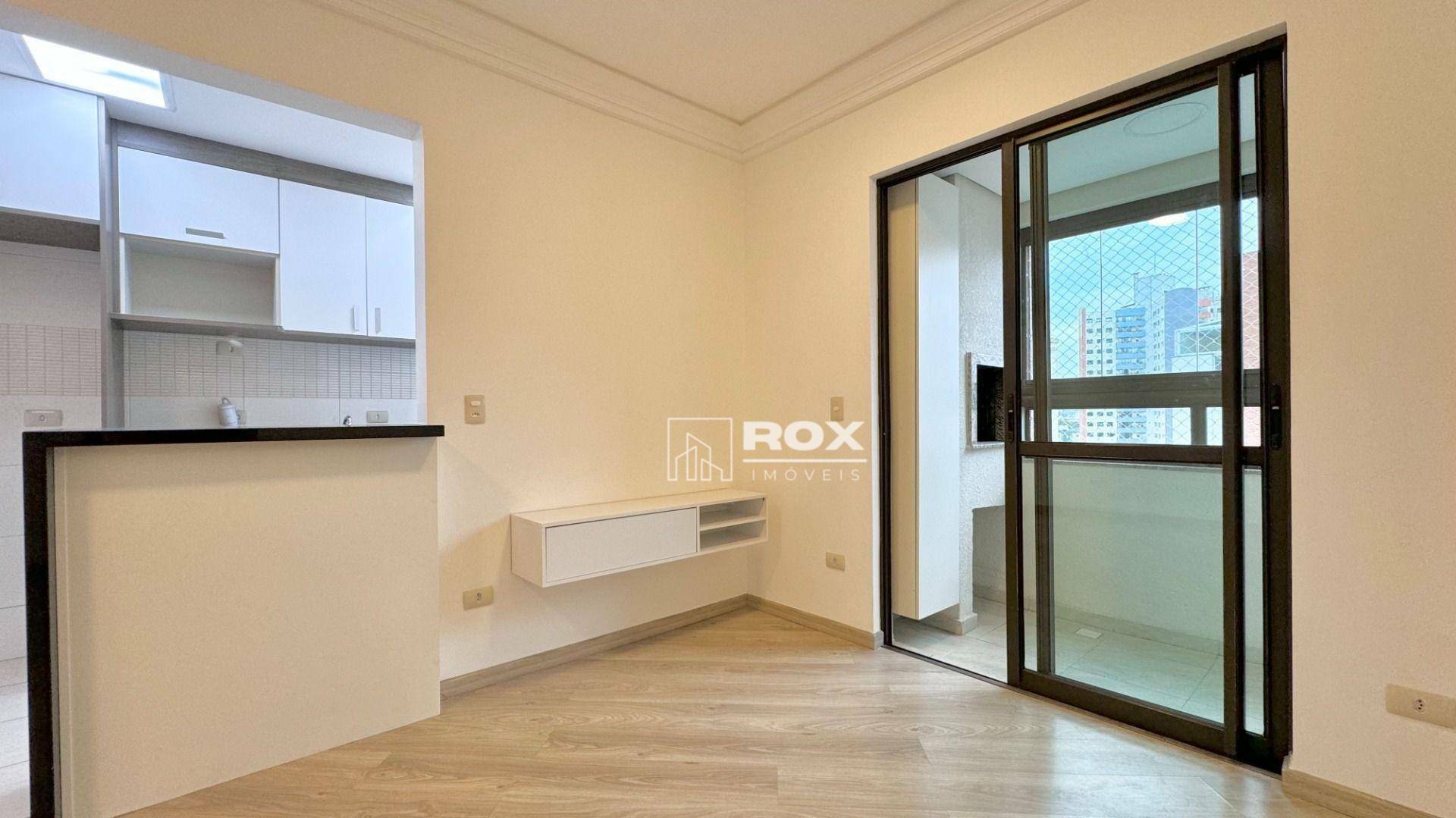 Apartamento à venda com 2 quartos, 66m² - Foto 6