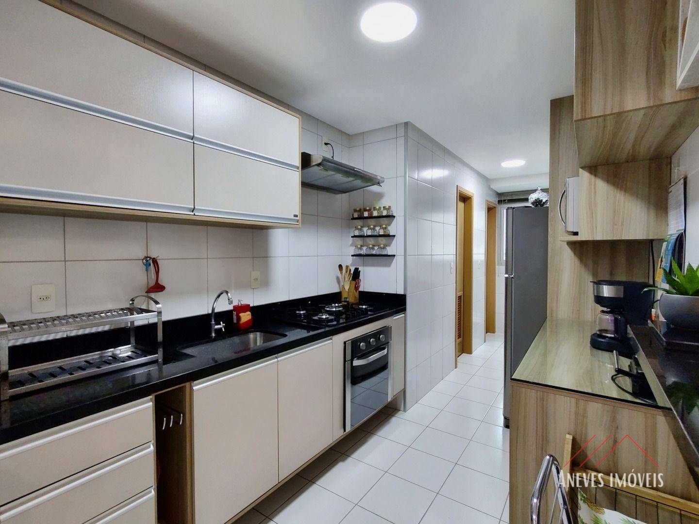 Apartamento à venda com 3 quartos, 101m² - Foto 9