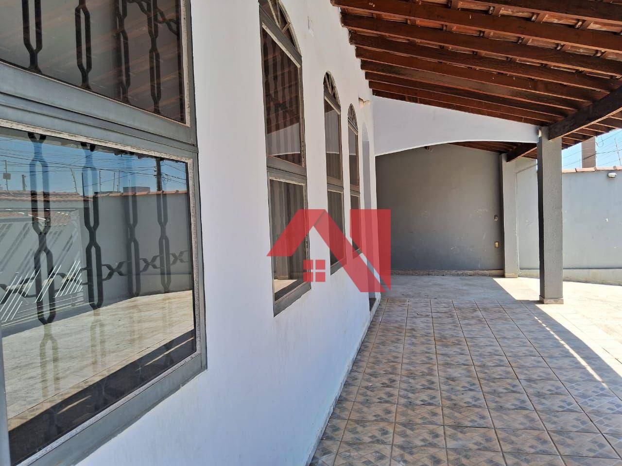 Casa à venda com 3 quartos, 280m² - Foto 9