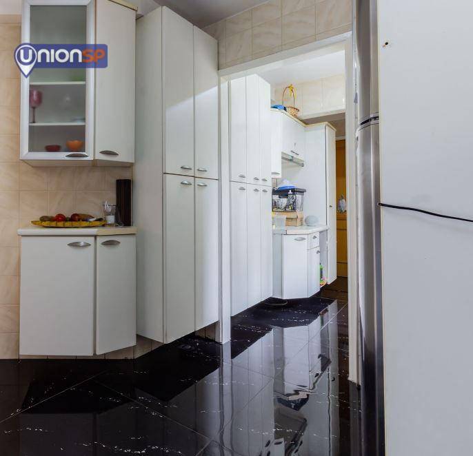 Apartamento à venda com 3 quartos, 118m² - Foto 12