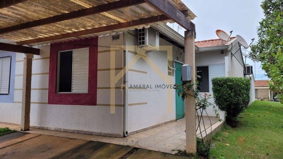 Casa de Condomínio à venda com 3 quartos, 100m² - Foto 2