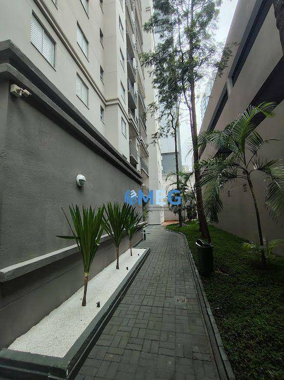Apartamento para alugar com 3 quartos, 106m² - Foto 31