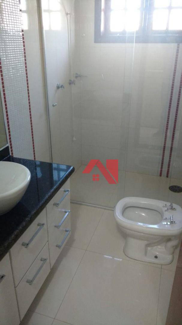 Sobrado para alugar com 3 quartos, 240m² - Foto 9