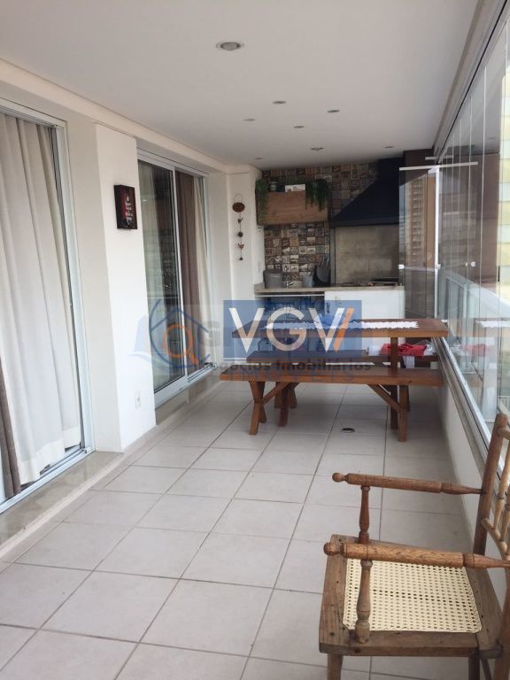 Apartamento à venda com 3 quartos, 125m² - Foto 6