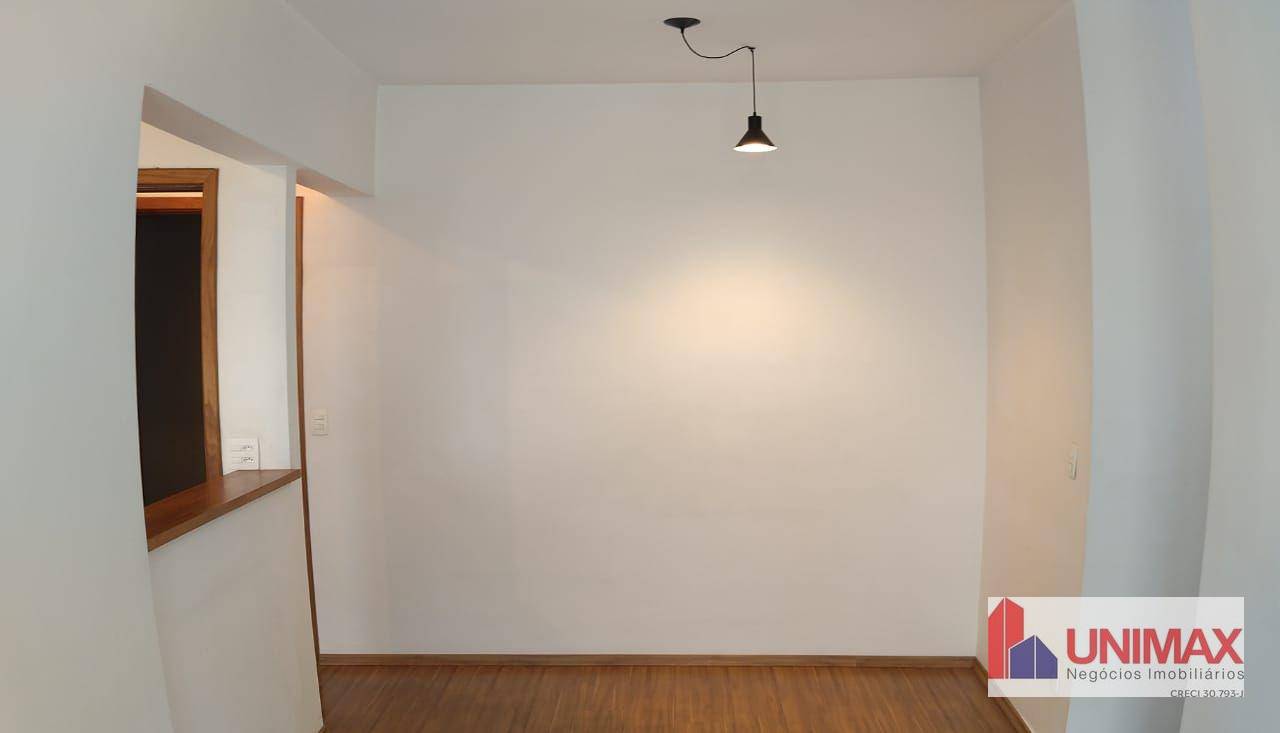 Apartamento para alugar com 2 quartos, 60m² - Foto 6