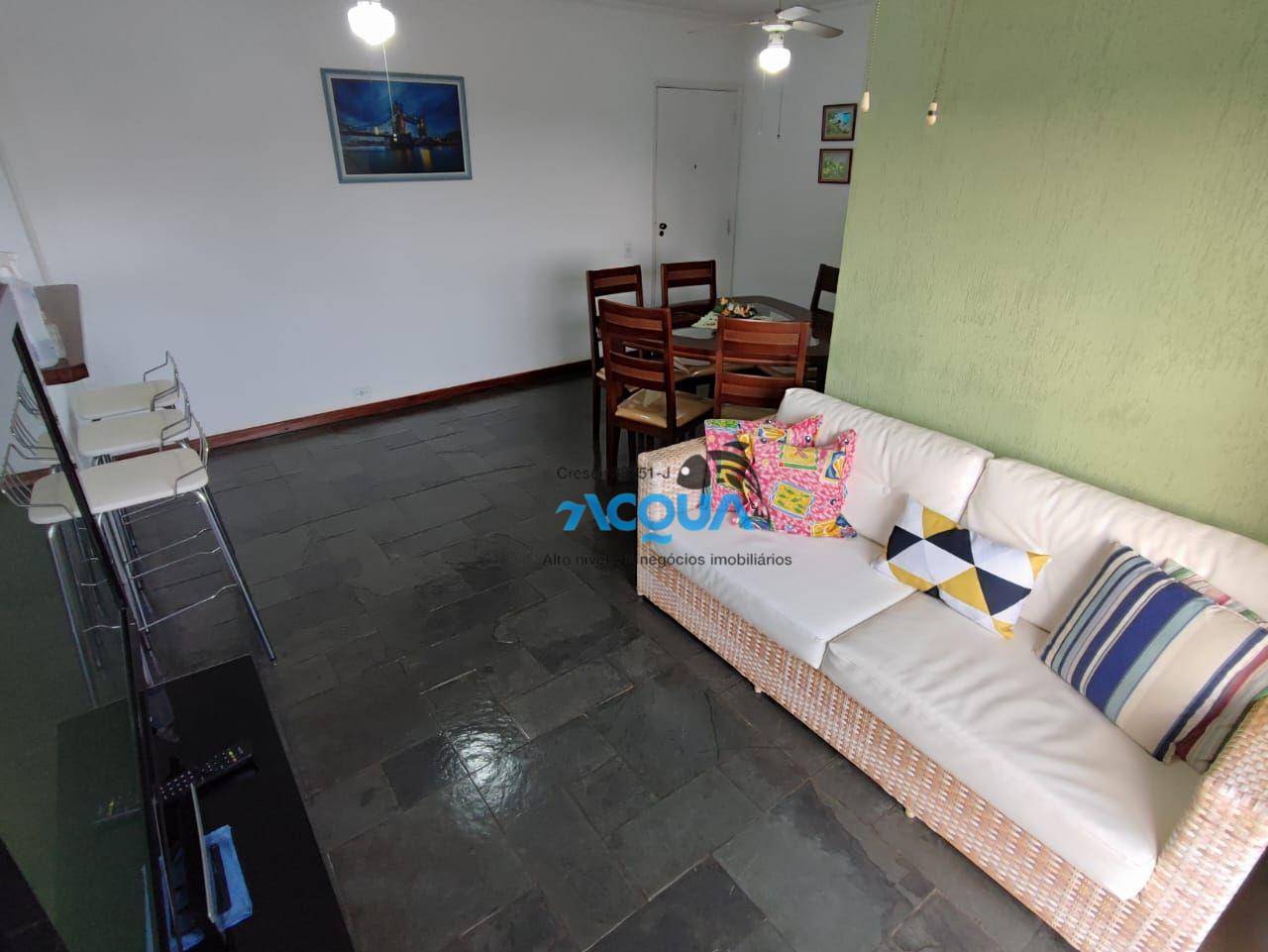 Apartamento à venda com 2 quartos, 70m² - Foto 2