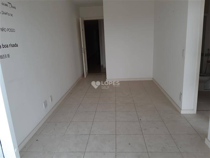 Apartamento à venda com 2 quartos, 57m² - Foto 2