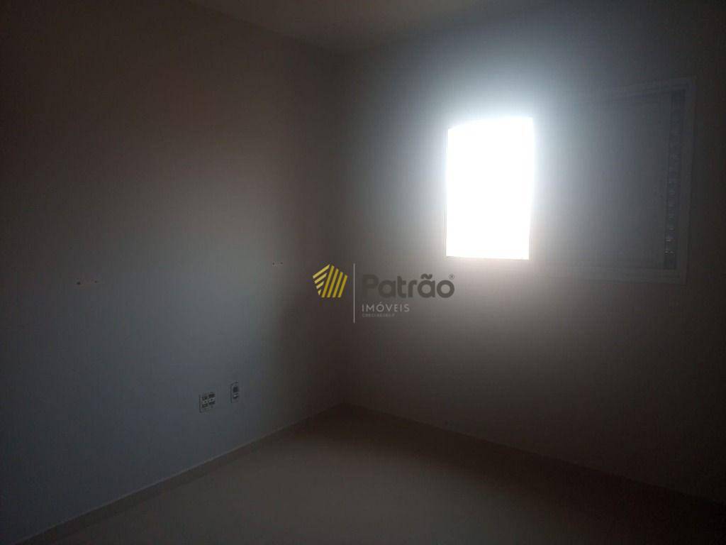 Apartamento à venda com 2 quartos, 63m² - Foto 13